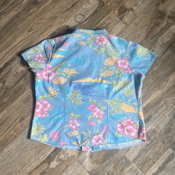 SAG HARBOR Sports tropical woman’s Blouse - Picture 2 of 6